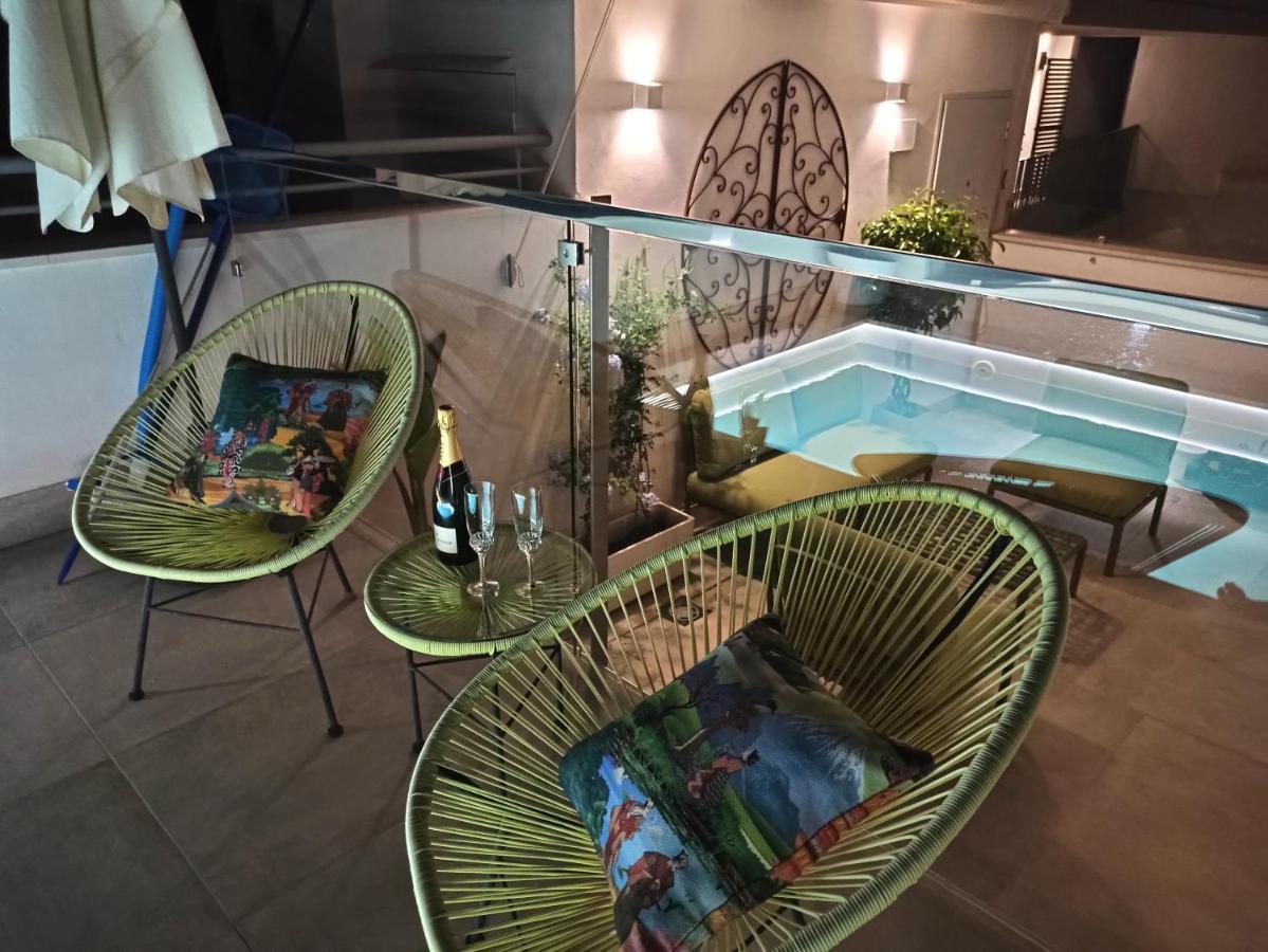 Luxury Penthouse With Private Pool Setas Monument Apartment Севиля Екстериор снимка