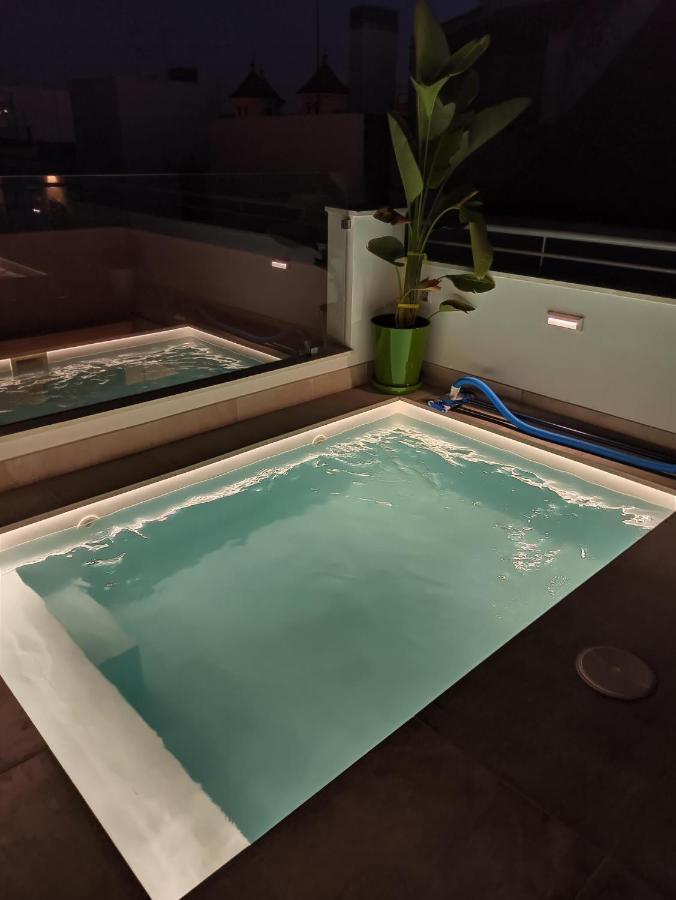 Luxury Penthouse With Private Pool Setas Monument Apartment Севиля Екстериор снимка